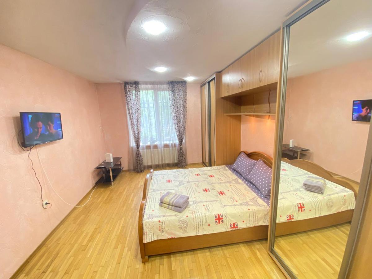 Ultracentral Apartment Puskin Street 基希讷乌 外观 照片