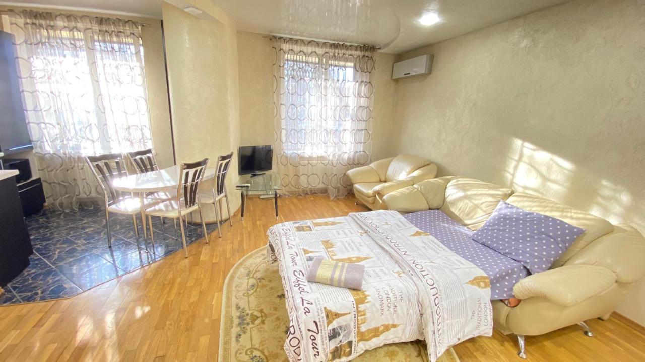 Ultracentral Apartment Puskin Street 基希讷乌 外观 照片