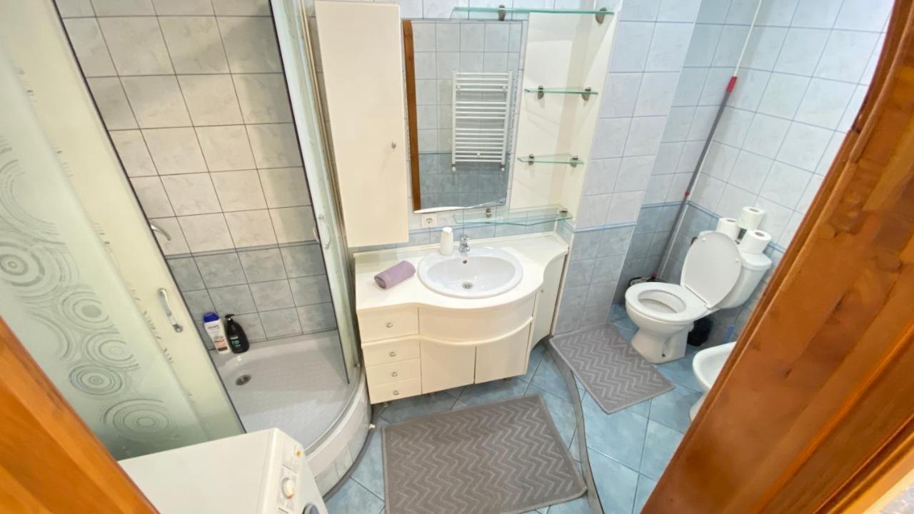 Ultracentral Apartment Puskin Street 基希讷乌 外观 照片
